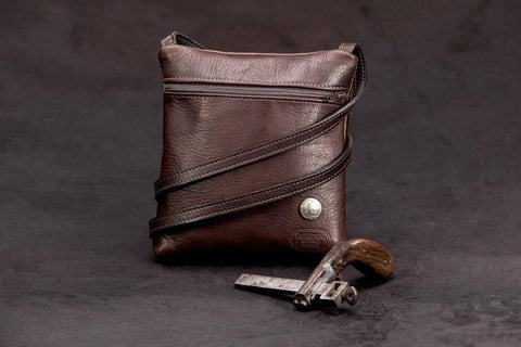Traveler Bison Leather Purse